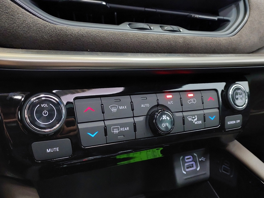 jeep commander 2.2 turbo diesel overland at9 4p automatico 2026