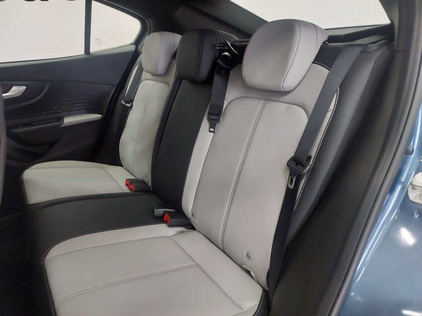 fiat fastback 1.0 turbo 200 hybrid impetus cvt hibrido 4p automatico 2025