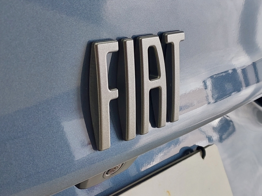 fiat fastback 1.0 turbo 200 hybrid impetus cvt hibrido 4p automatico 2025
