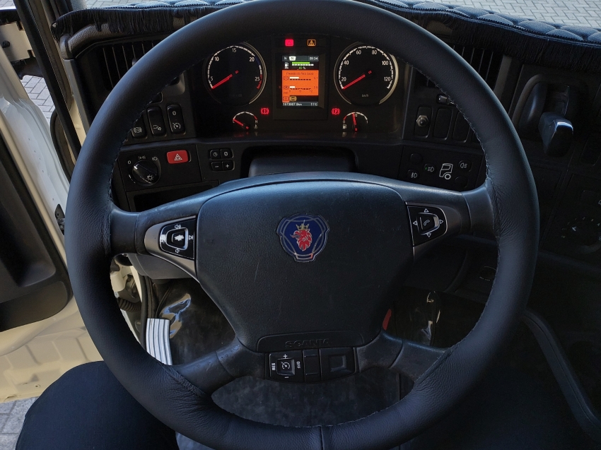 scania r 440 a 4x2 diesel 2p manual 2014