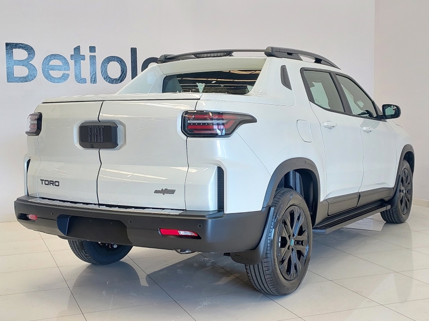 fiat toro 1.3 turbo 270 flex ultra at6 4p automatico 2026