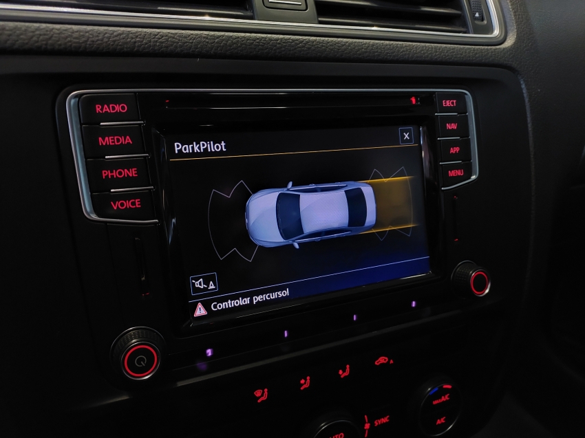 volkswagen jetta 1.4 250 tsi total flex comfortline tiptronic 4p automatico 2018