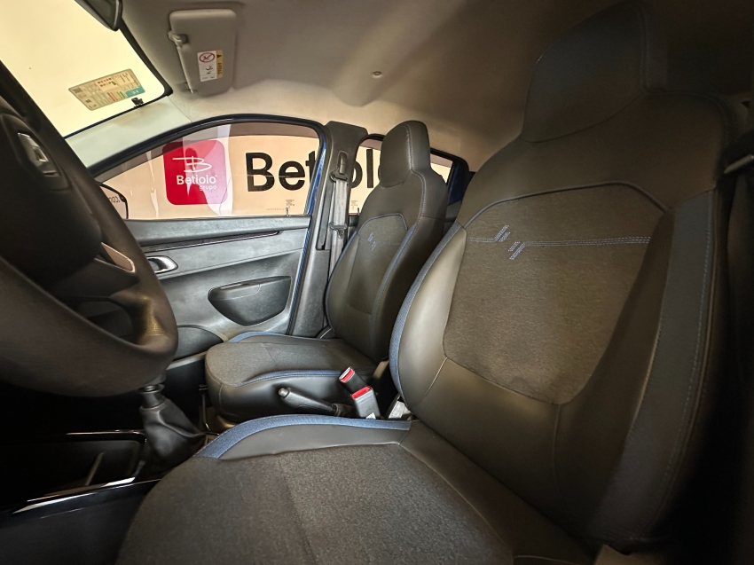 renault kwid 1.0 12v sce flex intense manual 4p automatico 2025