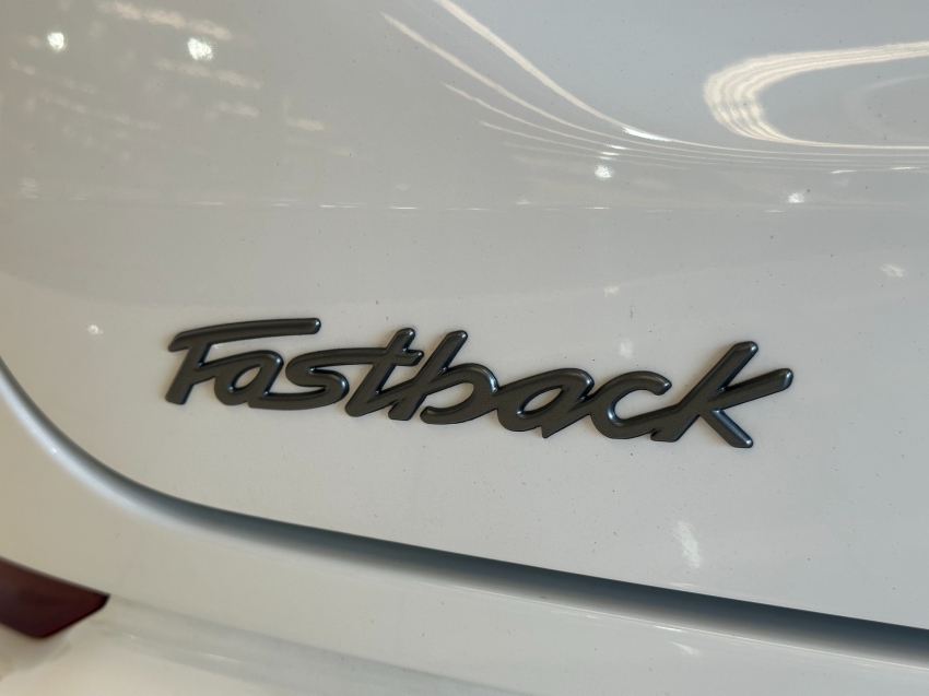 fiat fastback 1.3 turbo 270 flex abarth at6 4p automatico 2025