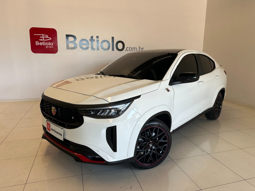 fiat fastback 1.3 turbo 270 flex abarth at6 4p automatico 2025