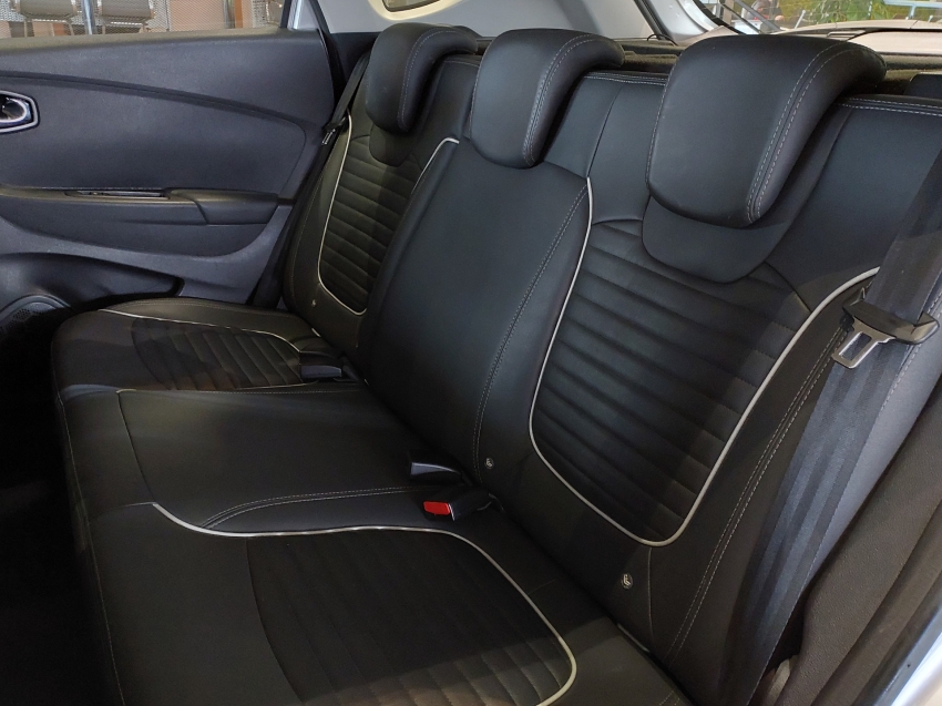 renault captur 1.6 16v sce flex intense x-tronic 4p automatico 2019