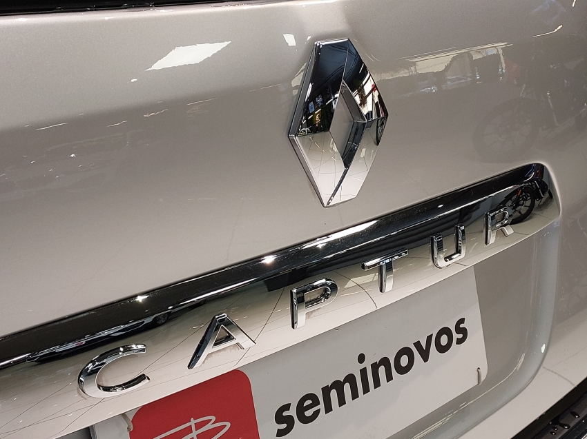 renault captur 1.6 16v sce flex intense x-tronic 4p automatico 2019