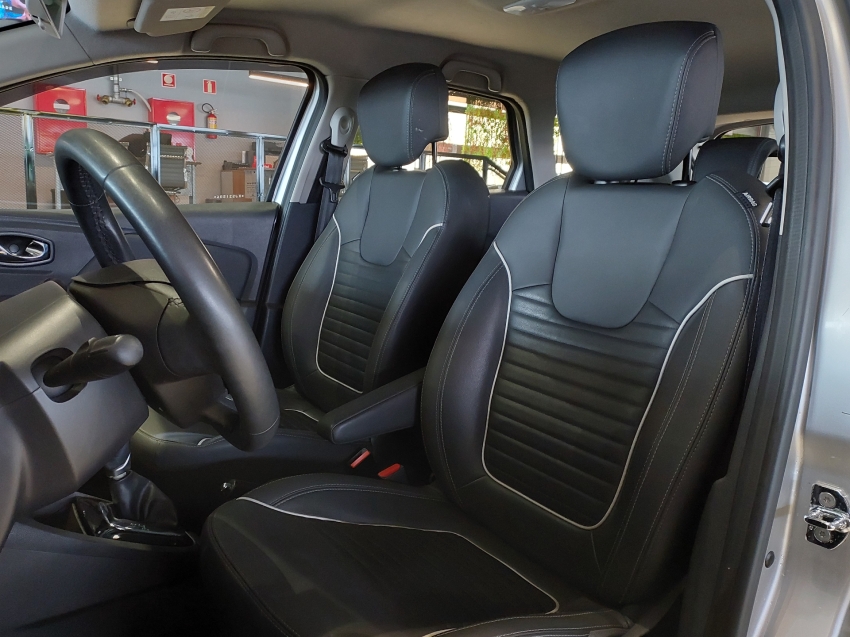 renault captur 1.6 16v sce flex intense x-tronic 4p automatico 2019