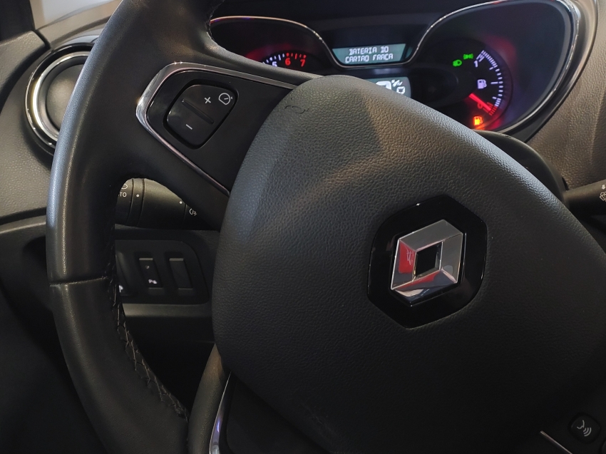 renault captur 1.6 16v sce flex intense x-tronic 4p automatico 2019
