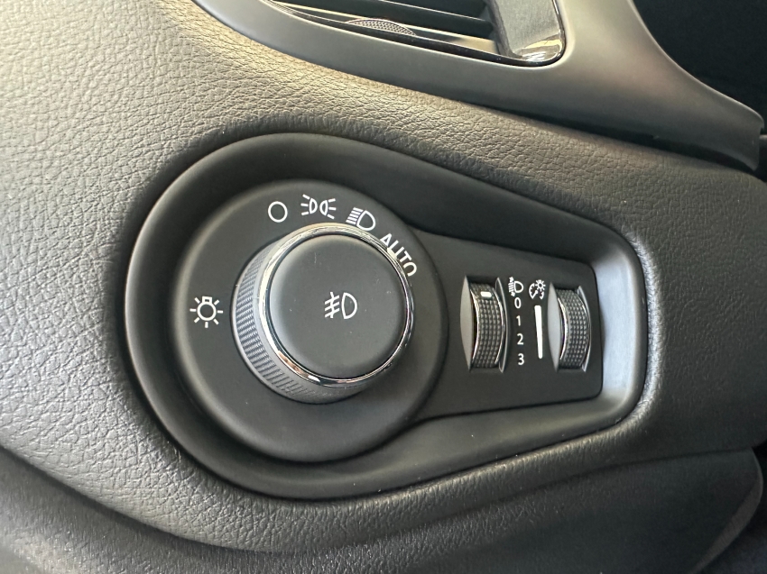 jeep renegade 1.3 t270 turbo flex sahara at6 4p automatico 2025