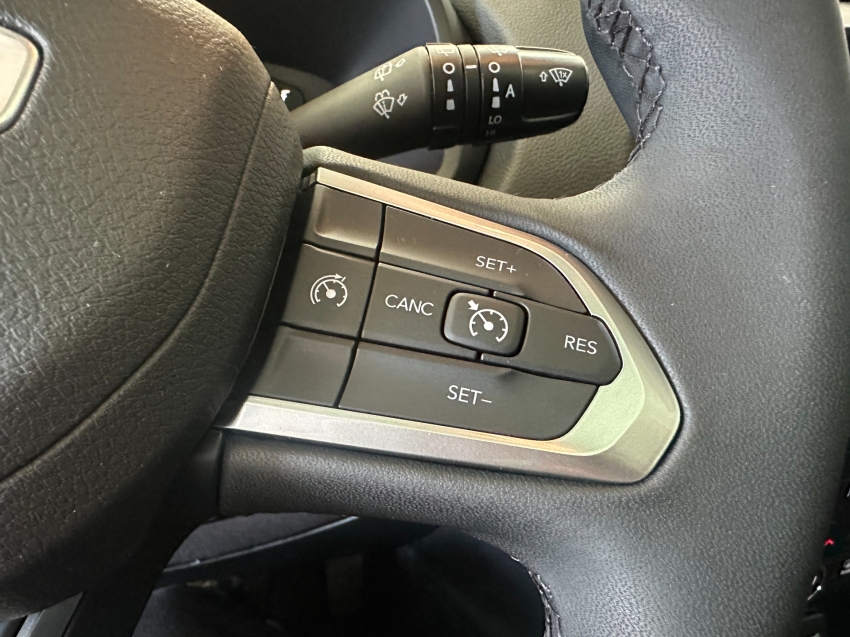 jeep renegade 1.3 t270 turbo flex sahara at6 4p automatico 2025