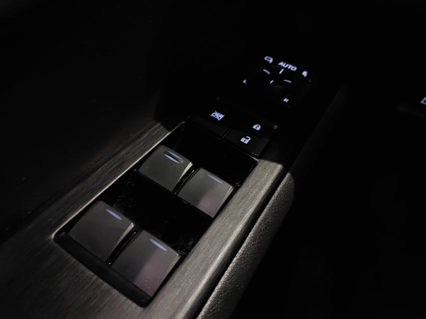 lexus ux 250h 2.0 vvt-i hybrid luxury cvt hibrido 4p automatico 2020