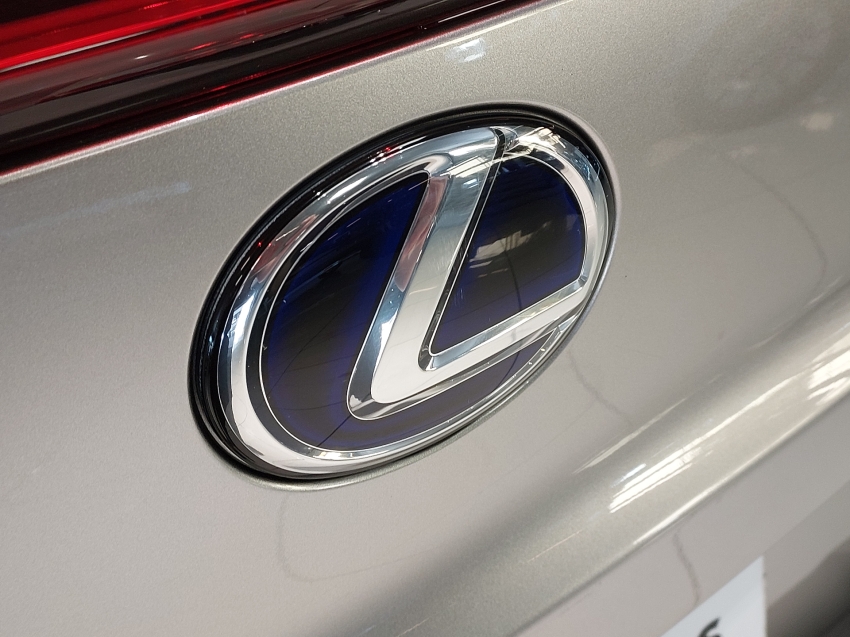 lexus ux 250h 2.0 vvt-i hybrid luxury cvt hibrido 4p automatico 2020