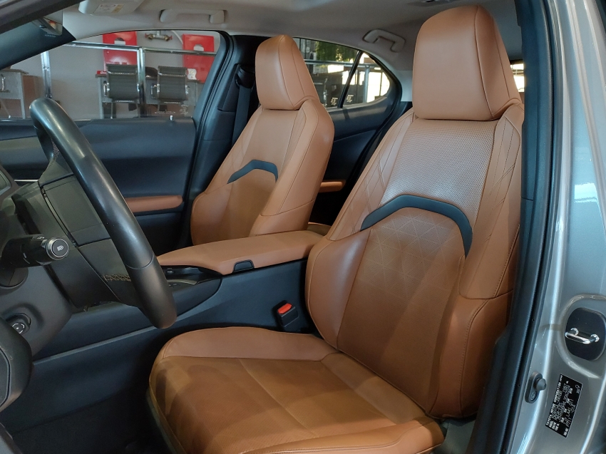 lexus ux 250h 2.0 vvt-i hybrid luxury cvt hibrido 4p automatico 2020