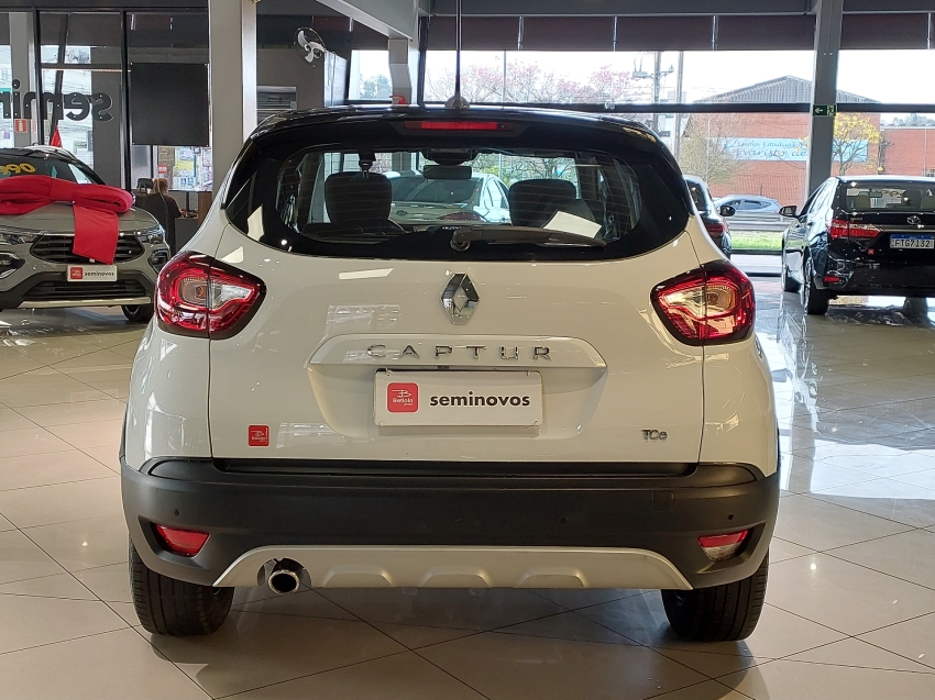 renault captur 1.3 tce flex zen x-tronic 4p automatico 2022