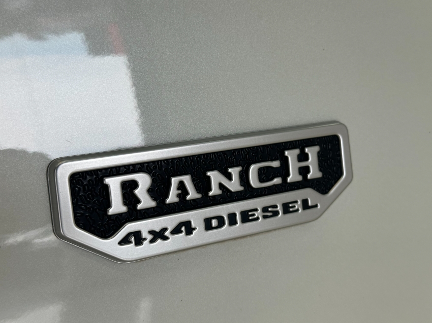 fiat toro 2.0 16v turbo diesel ranch 4wd at9 4p automatico 2024
