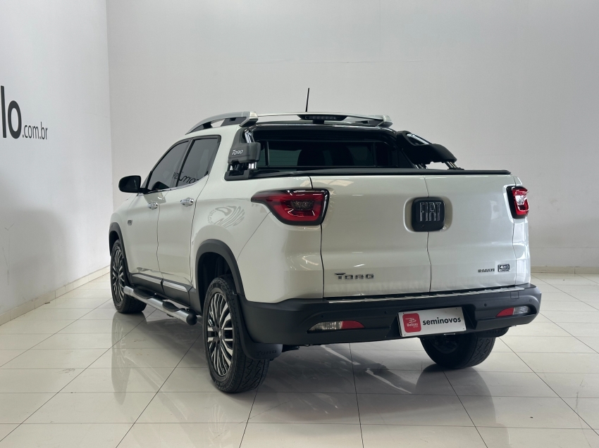 fiat toro 2.0 16v turbo diesel ranch 4wd at9 4p automatico 2024