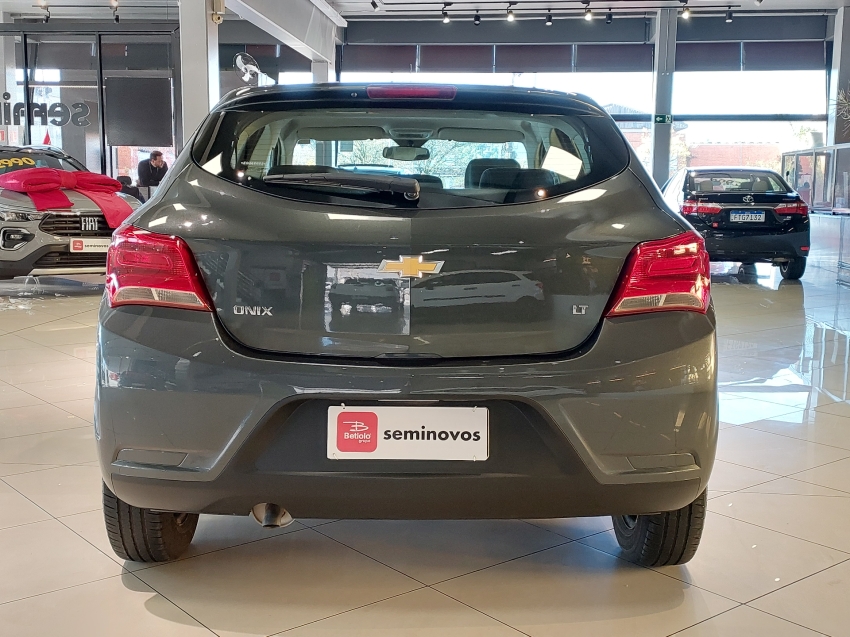 chevrolet onix 1.0 mpfi lt 8v flex 4p manual 2019
