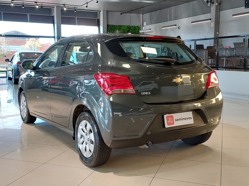 chevrolet onix 1.0 mpfi lt 8v flex 4p manual 2019