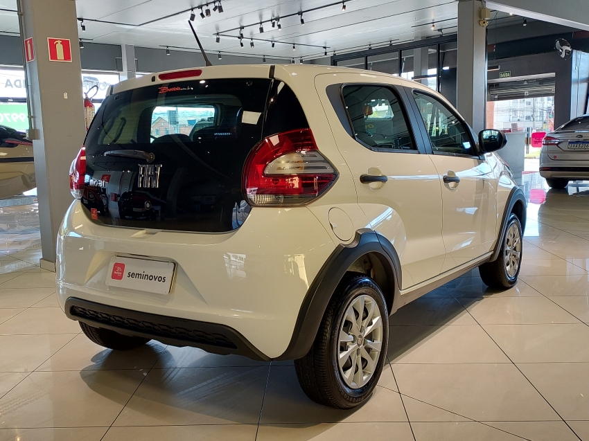 fiat mobi 1.0 evo flex like. manual 4p 2023