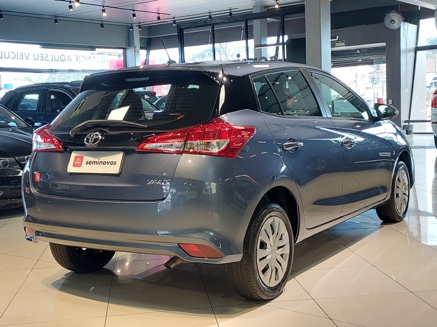 toyota yaris 1.5 16v flex xl multidrive 4p automatico 20235