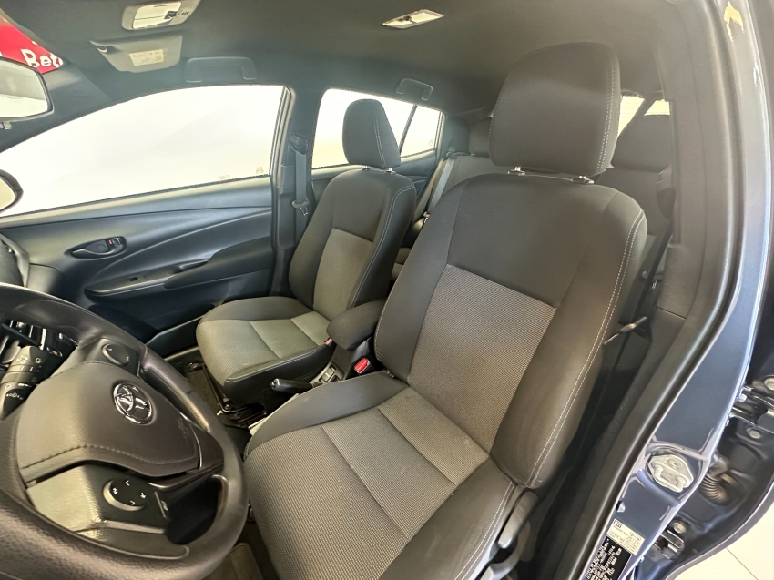 toyota yaris 1.5 16v flex xl multidrive 4p automatico 2023