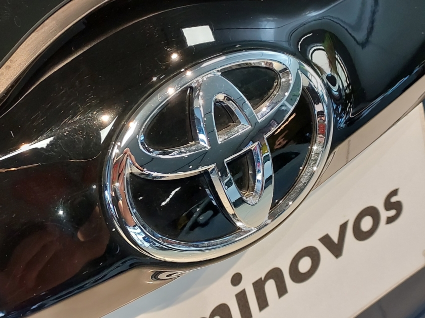 toyota yaris 1.5 16v flex xl multidrive 4p automatico 202318