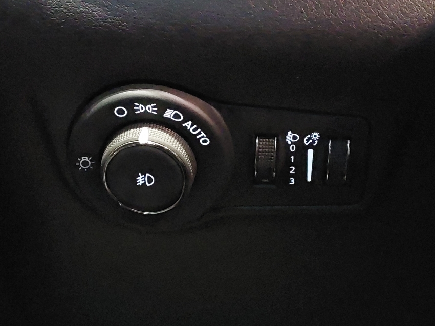 jeep commander 2.0 hurricane 4 turbo gasolina blackhawk at9 4p automatico 2025