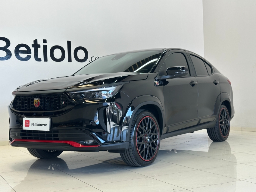 fiat fastback 1.3 turbo 270 flex abarth at6 4p automatico 2025
