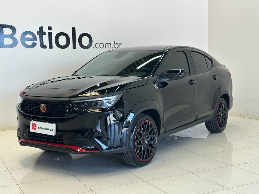 fiat fastback 1.3 turbo 270 flex abarth at6 4p automatico 2025