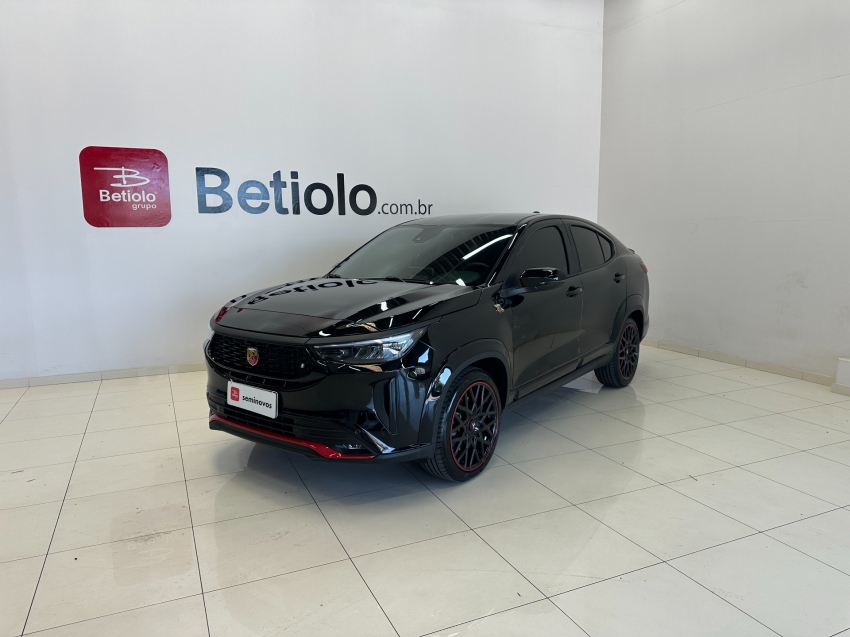 fiat fastback 1.3 turbo 270 flex abarth at6 4p automatico 2025