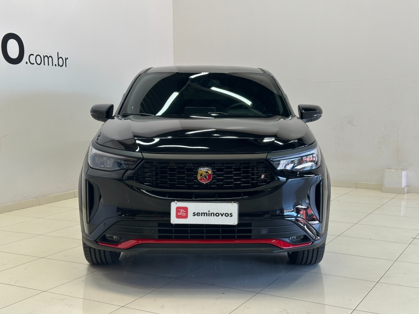 fiat fastback 1.3 turbo 270 flex abarth at6 4p automatico 2025