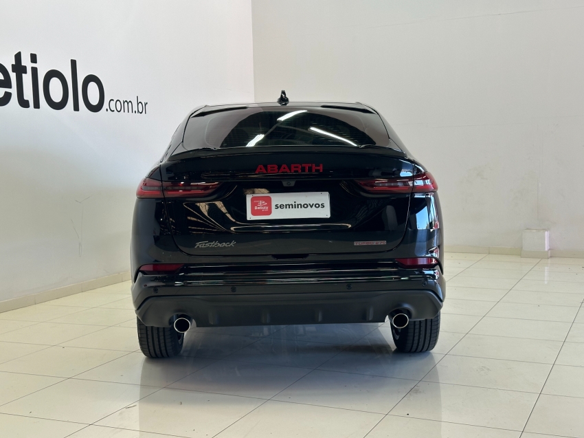 fiat fastback 1.3 turbo 270 flex abarth at6 4p automatico 2025