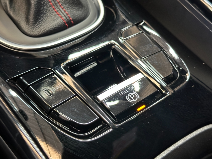 fiat fastback 1.3 turbo 270 flex abarth at6 4p automatico 2025