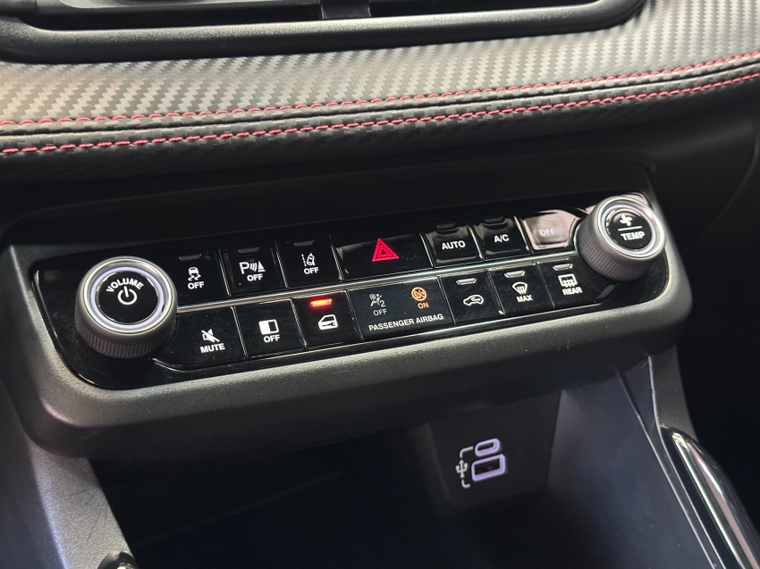 fiat fastback 1.3 turbo 270 flex abarth at6 4p automatico 2025