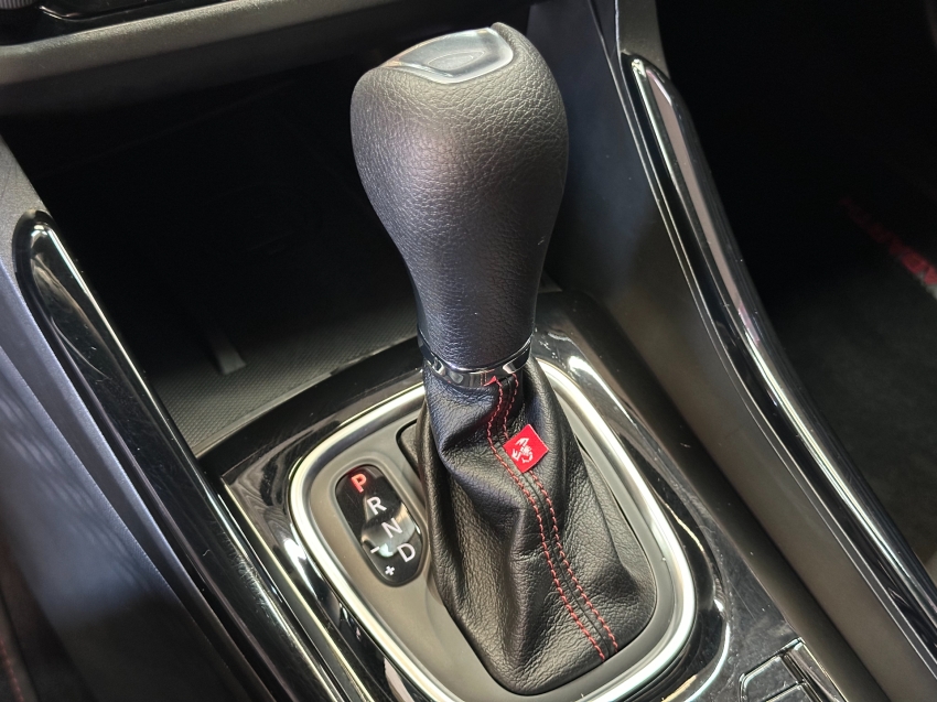 fiat fastback 1.3 turbo 270 flex abarth at6 4p automatico 2025