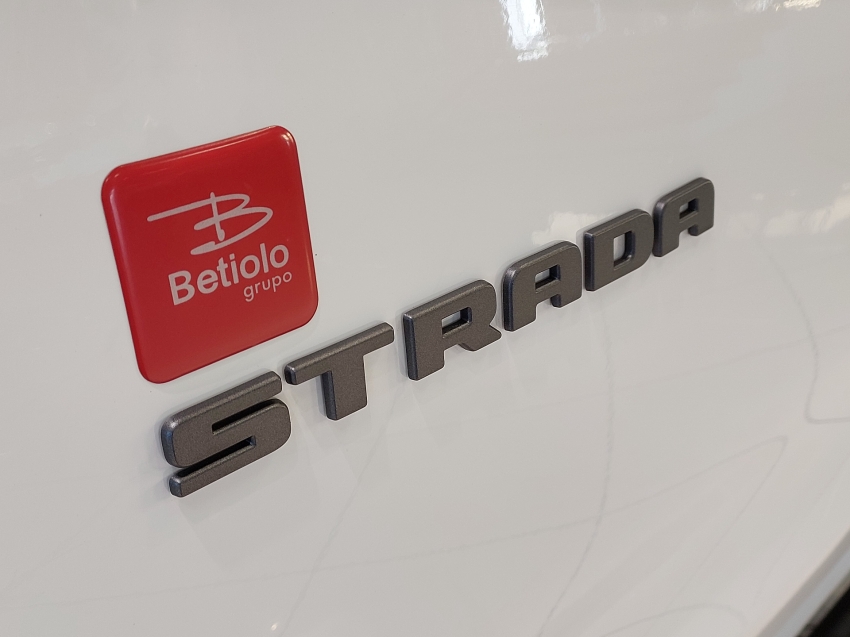 fiat strada 1.0 turbo 200 flex ultra cd cvt 4p automatico 2024