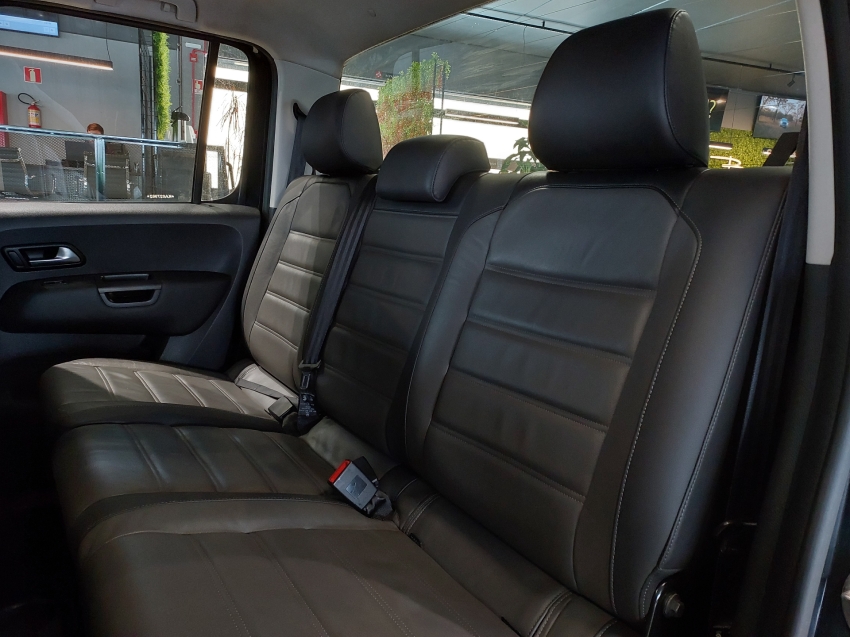 volkswagen amarok 3.0 v6 tdi diesel highline cd 4motion automatico 4p 2019
