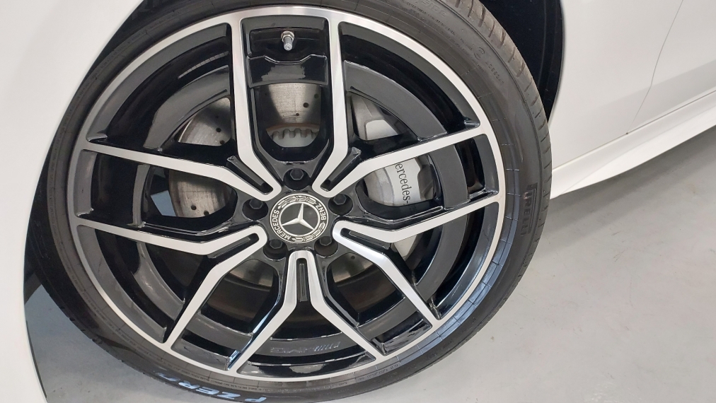 mercedes-benz c 300 2.0 eq boost hibrido amg line 9g-tronic 4p automatico 2025