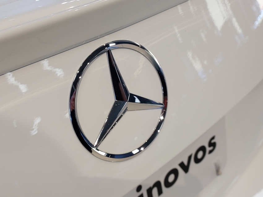 mercedes-benz c 300 2.0 eq boost hibrido amg line 9g-tronic 4p automatico 202526