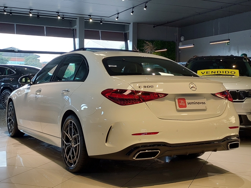 mercedes-benz c 300 2.0 eq boost hibrido amg line 9g-tronic 4p automatico 20253