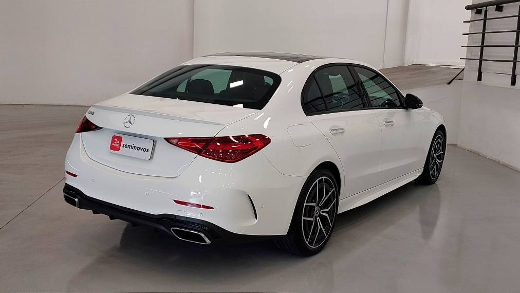 mercedes-benz c 300 2.0 eq boost hibrido amg line 9g-tronic 4p automatico 2025