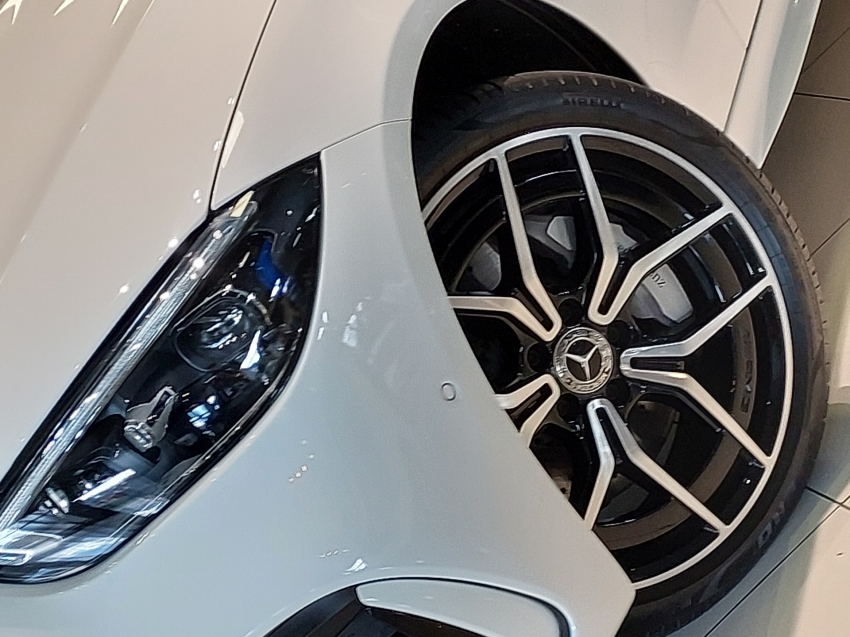 mercedes-benz c 300 2.0 eq boost hibrido amg line 9g-tronic 4p automatico 202527