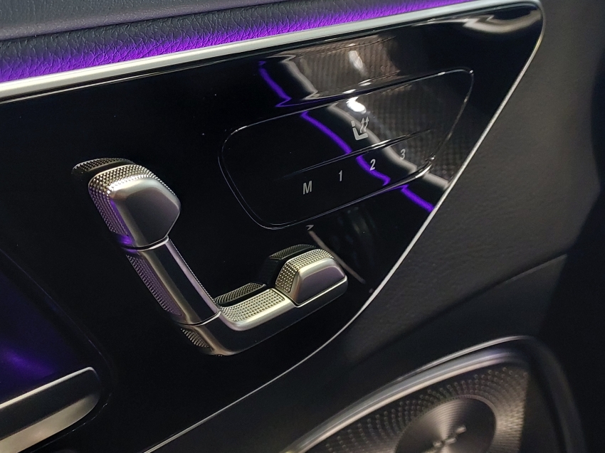 mercedes-benz c 300 2.0 eq boost hibrido amg line 9g-tronic 4p automatico 202519