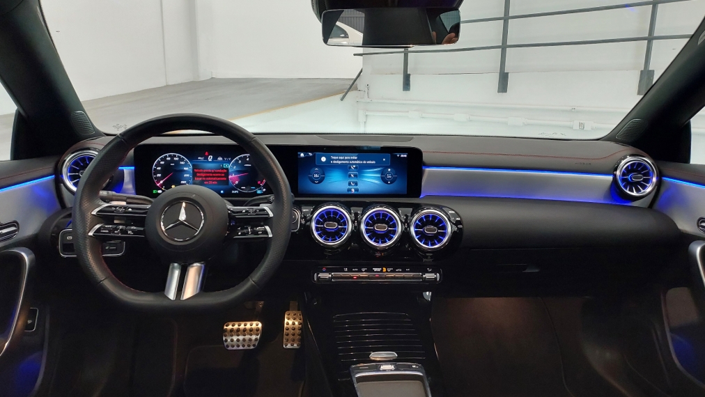 mercedes-benz cla 200 1.3 mhev 7g-dct hibrido 4p automatico 2024