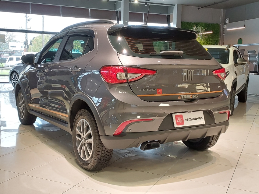fiat argo 1.3 firefly flex trekking cvt 4p automatico 2026