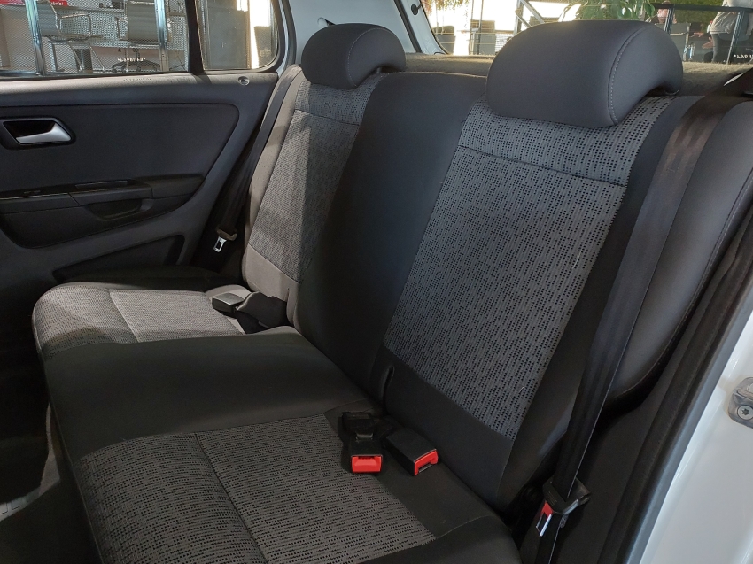 volkswagen fox 1.0 mi 8v flex 4p manual 2014