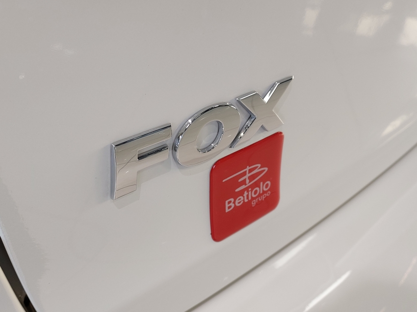 volkswagen fox 1.0 mi 8v flex 4p manual 2014
