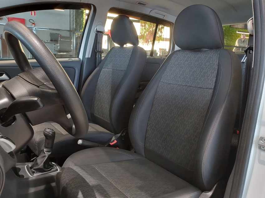 volkswagen fox 1.0 mi 8v flex 4p manual 2014
