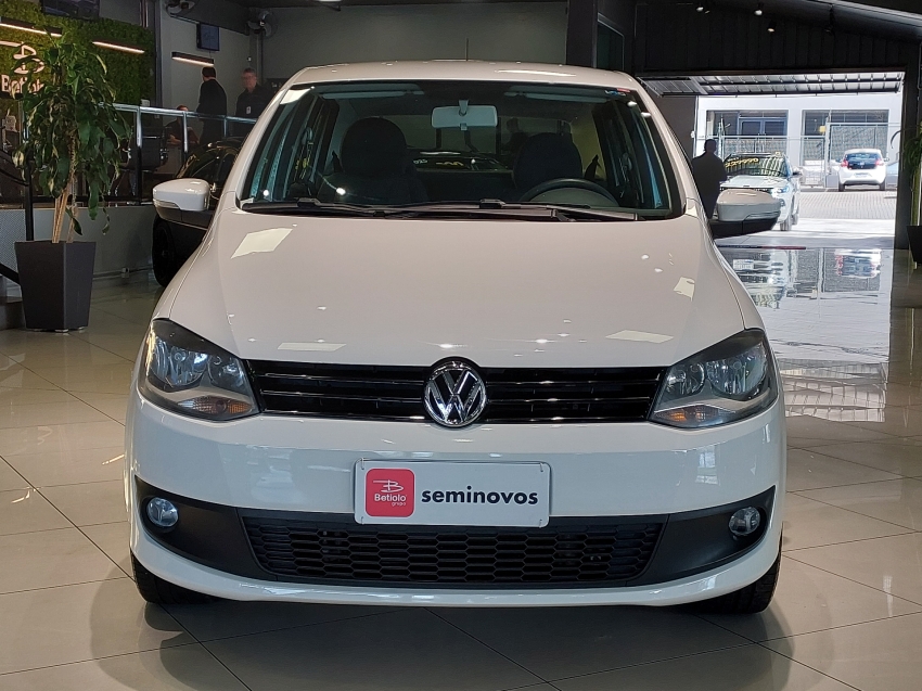 volkswagen fox 1.0 mi 8v flex 4p manual 2014